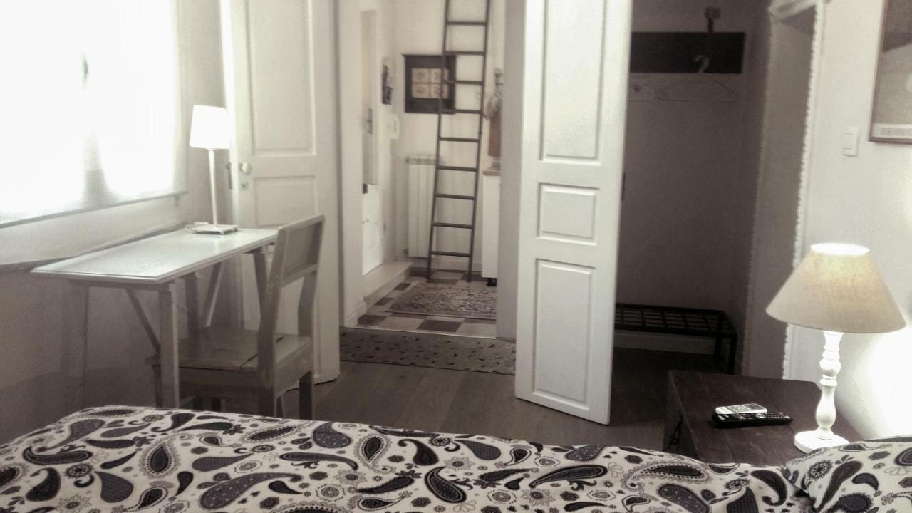 I Templari B&B Self-Contained Бриндизи Екстериор снимка