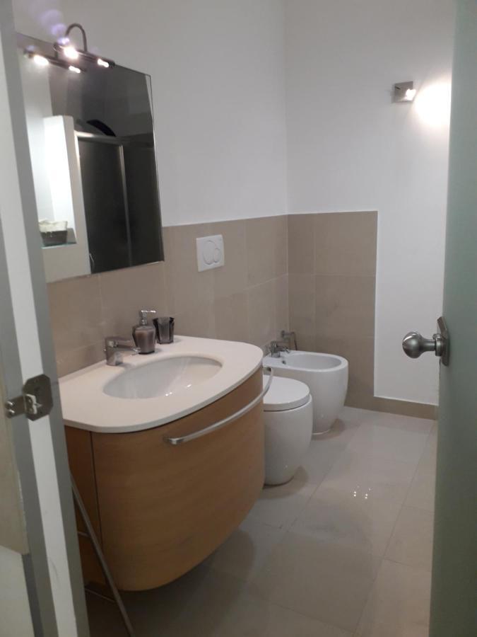 I Templari B&B Self-Contained Бриндизи Екстериор снимка